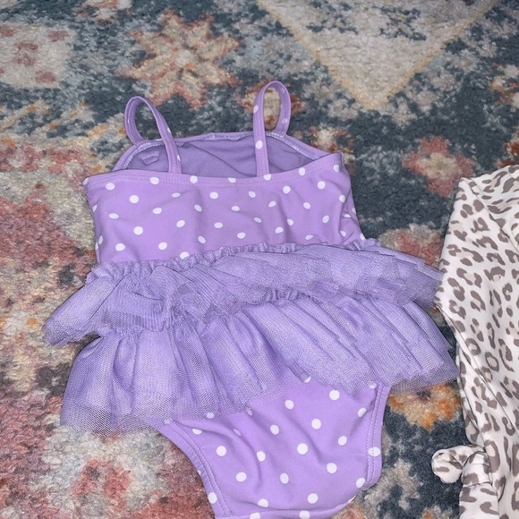 Old Navy Baby Girl Leopard Print Purple Polka Dot Swimsuit Size 0-3 & 0-6 MOS - Picture 5 of 7